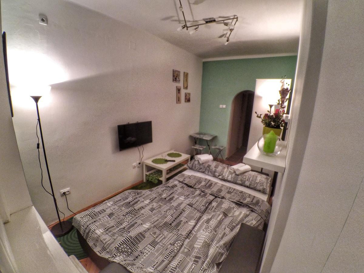 Sleep And Go Pedja Apartment Белград Екстериор снимка