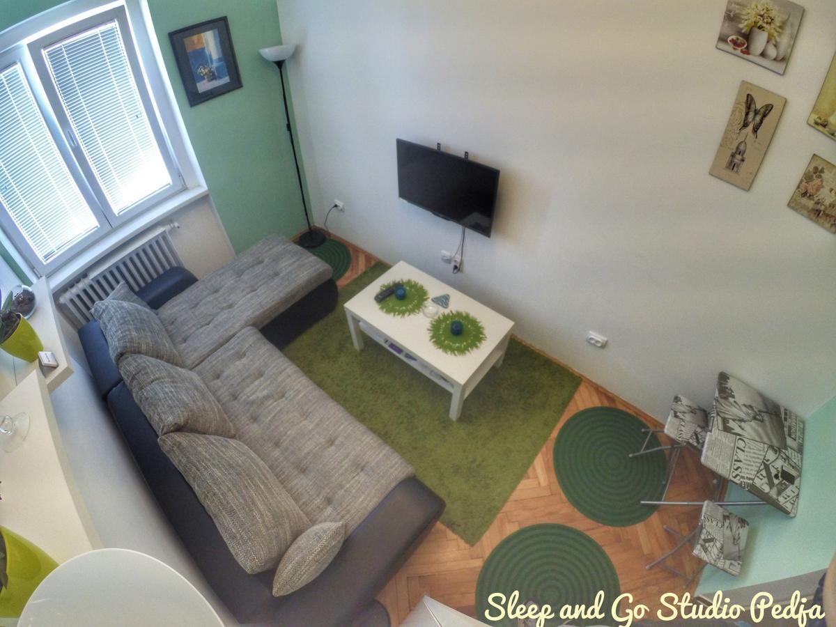 Sleep And Go Pedja Apartment Белград Екстериор снимка